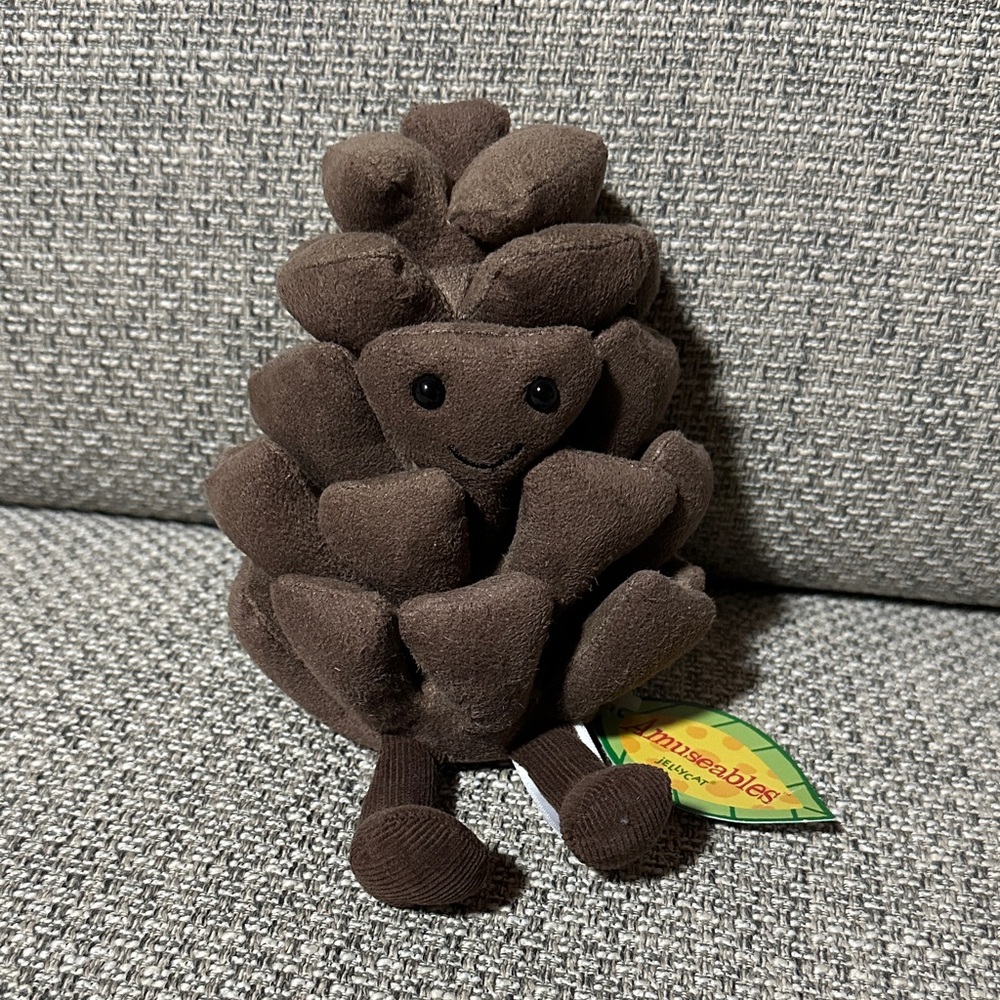 Jellycat Amuseable Plush Pine Cone NWT